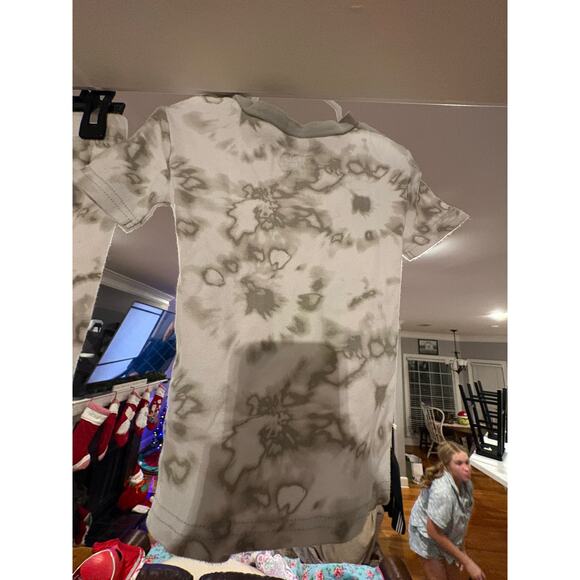 Star Wars (“Baby Yoda”) Tie-Dye Pajama Set Size 5T - Picture 7 of 9